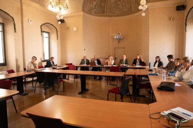 En Corse, huit groupes de travail pour transformer les revendications des lycéens en actions concrètes En Corse, huit groupes de travail pour transformer les revendications des lycéens en actions concrètes