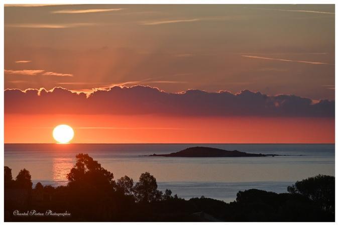 A màghjina - L’alba nant’à e Cerbicale