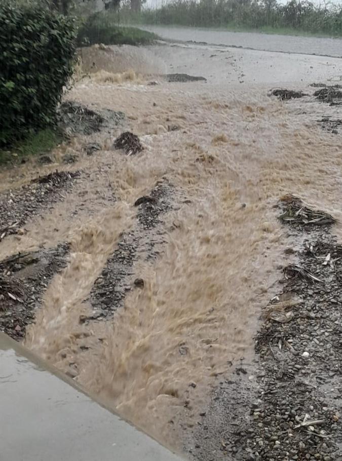 EN DIRECT - Routes fermées, vols annulés, message d'alerte... Suivez l’évolution des intempéries en Corse EN DIRECT - Routes fermées, vols annulés, message d'alerte... Suivez l’évolution des intempéries en Corse