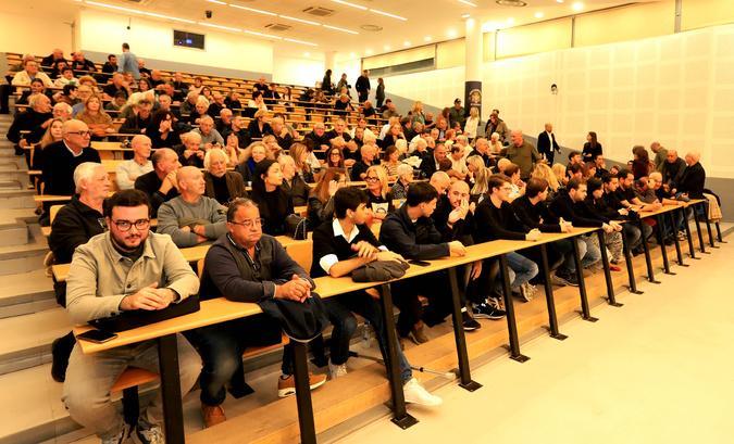 Autonomie - Depuis Corte, Femu a Corsica pose ses lignes rouges et propose un référendum avant la fin de l’année