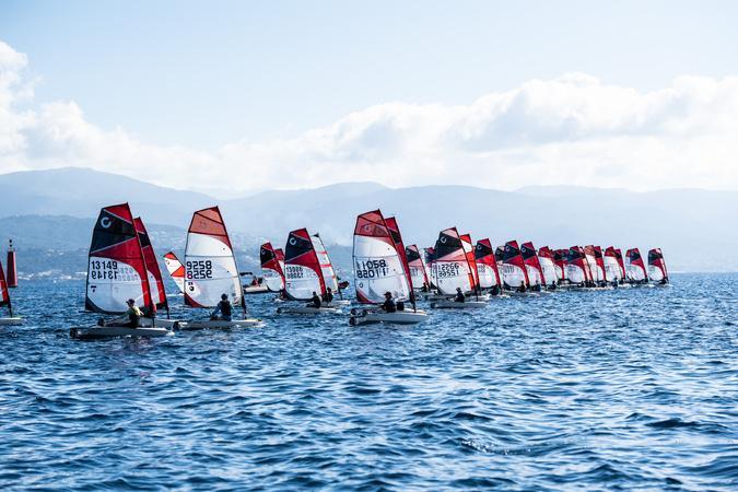 EN IMAGES - À Ajaccio, les jeunes régatiers de l’O’pen Skiff Tour ont pris possession du golfe