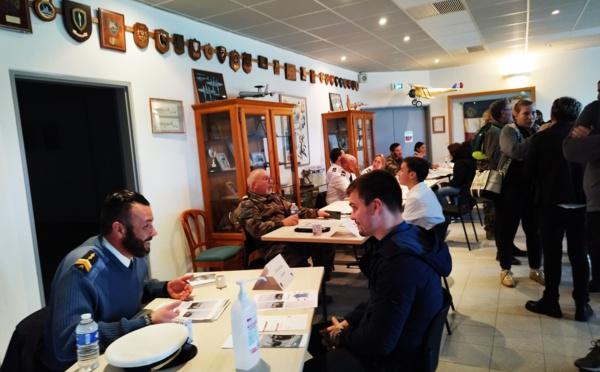 Intégrer l'Armée de l'air sans quitter la Corse : 70 jeunes intéressés durant un job dating à Solenzara