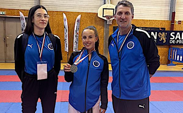 Lou Neuville (Centre Taekwondo Bastia) sacrée vice-championne de France universitaire 