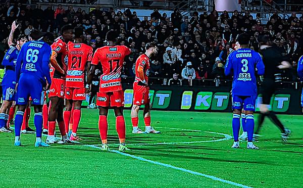 Le SC Bastia obtient un point à Laval (2-2)