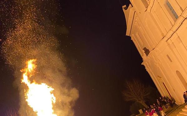 Santu Petru-di-Tenda : U focu di Natale, une tradition qui ravive la chaleur de Noël