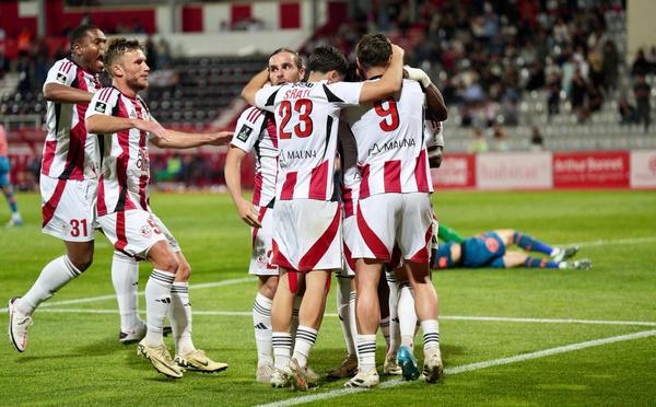  Thierry Debès (AC Ajaccio) : "Cette saison restera longtemps gravée dans nos mémoires "
