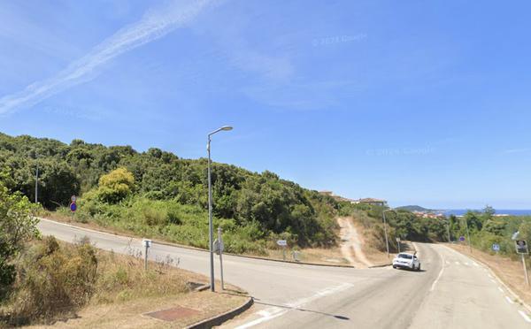 À Albitreccia, l’association Per una Corsica pulita è rispettata fustige un projet immobilier « monstrueux », le promoteur s'en défend
