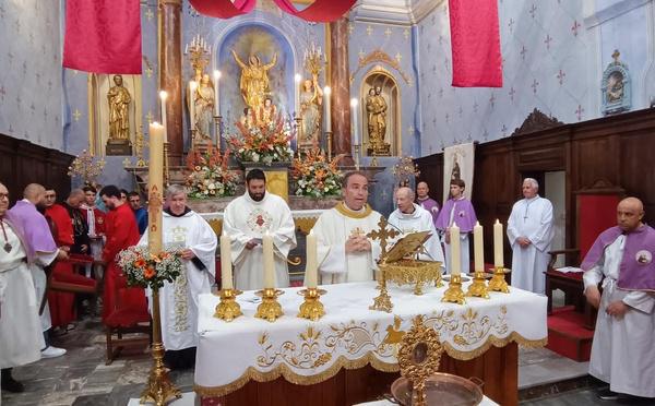 San Teofalu : Corte célèbre son saint patron avec ferveur