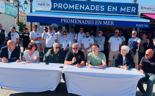Incendies de bateaux à Ajaccio : plus de 200 personnes réunies en soutien à la famille Cancellieri 