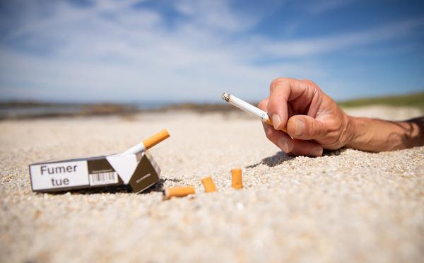 Pene in capu - Fumer tue… mais surtout à la plage