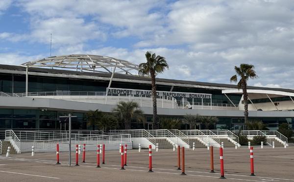 Grève des contrôleurs aériens : de nombreux vols annulés et retardés dans les aéroports corses