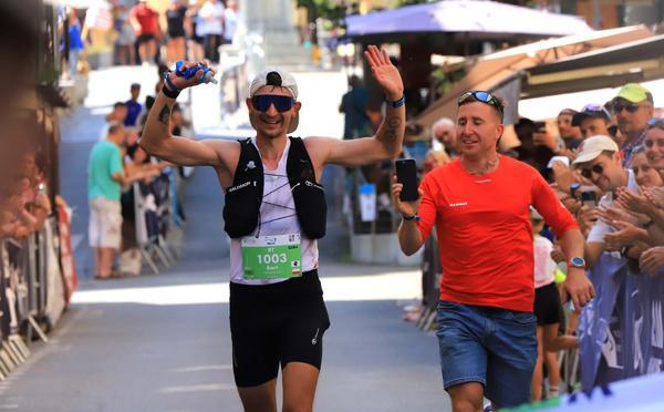 Corte : Bart Przedwojewski intouchable sur le Restonica Trail