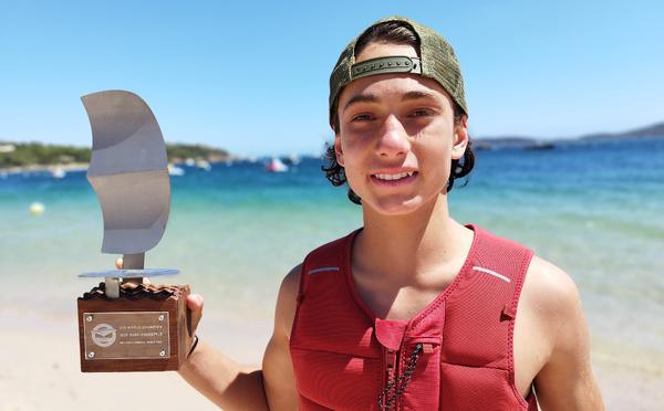 L'ascension fulgurante du Porto-Vecchiais Ezio Bastianelli, 15 ans et déjà double champion du monde de wingfoil