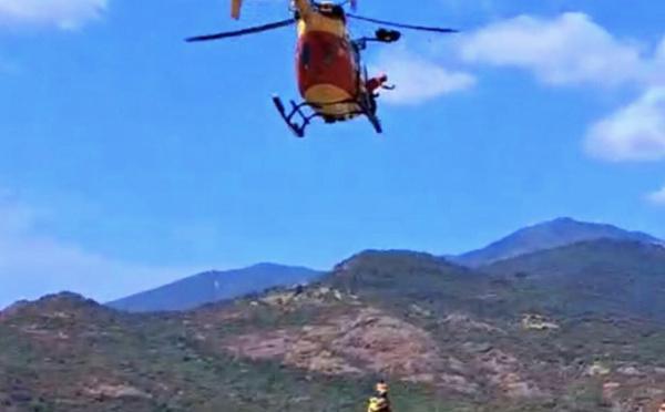 Ota : deux pratiquants bloqués sur une voie d’escalade, hélitreuillés par les secours