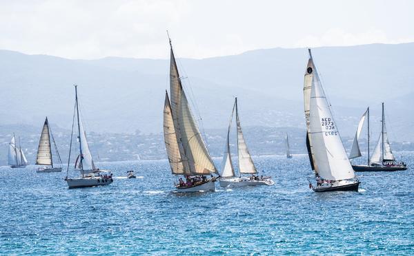 EN IMAGES - La Corsica Classic a pris le large depuis Ajaccio