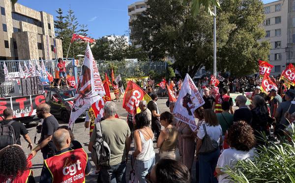 1 500 personnes entre le palais de justice et la préfecture : forte mobilisation à  Bastia