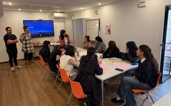 Neuf jeunes femmes d’Ajaccio se lancent dans l’aventure entrepreneuriale avec la Flashcoop spéciale Octobre Rose