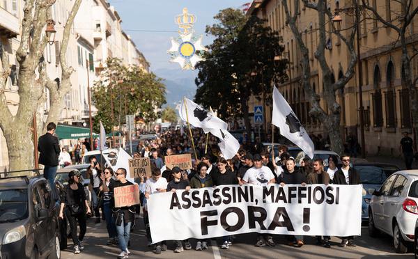 En Corse, la société tente de s'organiser face à "une mafia qui tue"