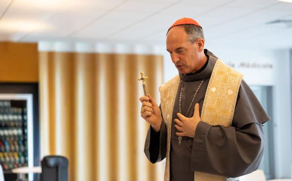 Ajaccio - Le Cardinal Bustillo a béni l'Hôpital Privé Sud Corse