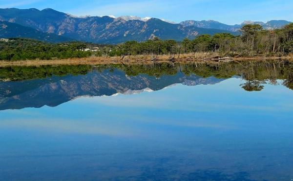 A màghjina - Un beddu specchju in Portivechju