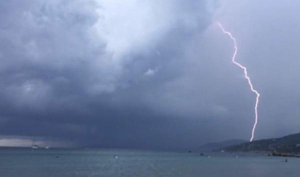 La Corse placée en vigilance jaunes "orages"