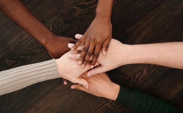 En Haute-Corse, des ateliers festifs pour rompre l’isolement pendant les fêtes