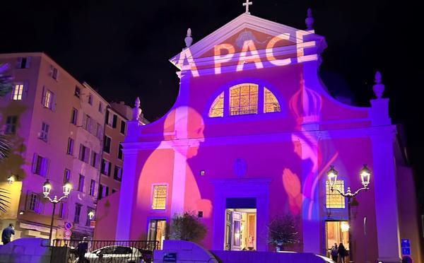 Dans ses vœux de Noël, le Cardinal Bustillo appelle à "incarner l’amour" et à redécouvrir le silence