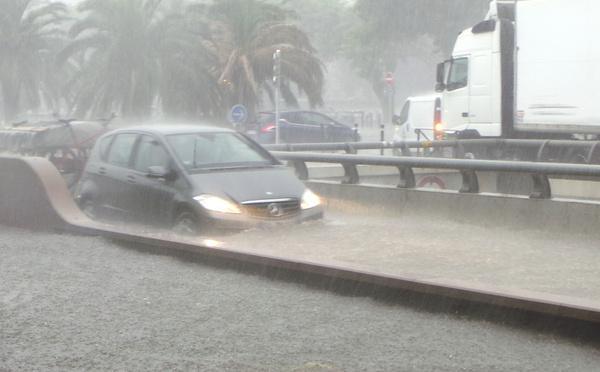 Intempéries - Près de Bastia la RT 11 fermée à la circulation à Biguglia