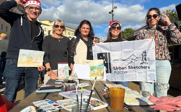 Rencontre avec Urban Sketchers Ajaccio, ces dessinateurs amateurs qui "croquent" la vie urbaine ajaccienne