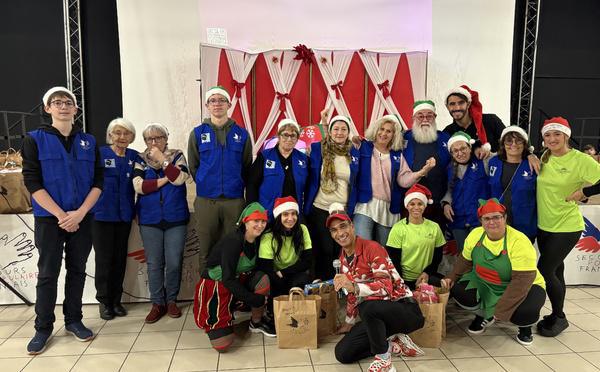 Un Père Noël vert pour les enfants du Secours Populaire de Bastia