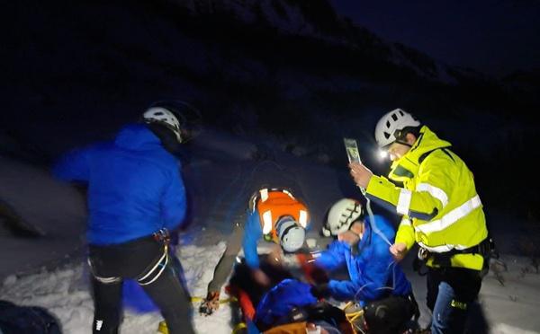 Une année après son sauvetage, un jeune homme remercie le PGHM de Borgo