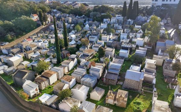 Porto-Vecchio - Que faire des tombes abandonnées dans le cimetière de Santa Catalina ?