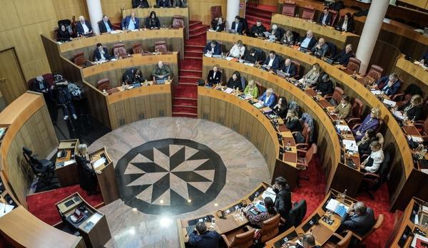 Avanzemu dénonce une suspension « grave » des travaux de février et mars de l'assemblée de Corse