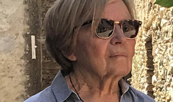 « Soli di Parigi, Soleils de Paris", le petit recueil de poésie bilingue de Marianghjula Antonetti-Orsoni