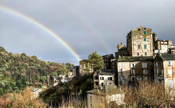 A màghjina -Arcubalenu nant’à U Viscuvatu
