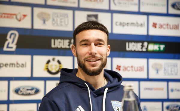  Medhi Merghem avant SC Bastia-Troyes - : "Très fier d’être arrivé ici et de porter ce maillot. Je sais le poids qu’il y a derrière"