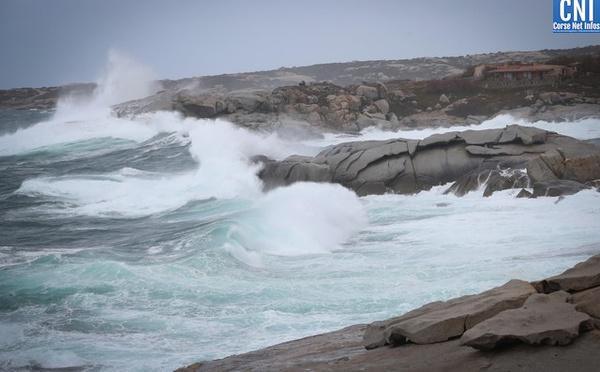 Tempête Pedro : la Corse en vigilance jaune pour vent violent et vagues submersion