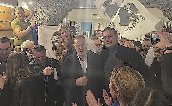 Municipales Bastia : Retour gagnant pour Gilles Simeoni qui retrouve son fauteuil de maire ! 