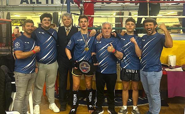 Louka Jug (Toni Sport Team POLI de Biguglia) : kick-boxing, K-1 et boxe anglaise, trois combats successifs, trois victoires…