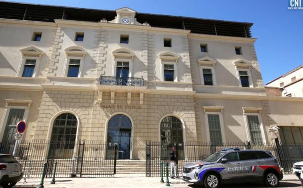 Ajaccio - Contrôlé sous cocaïne et porteur de drogue, un récidiviste condamné à deux ans de prison ferme