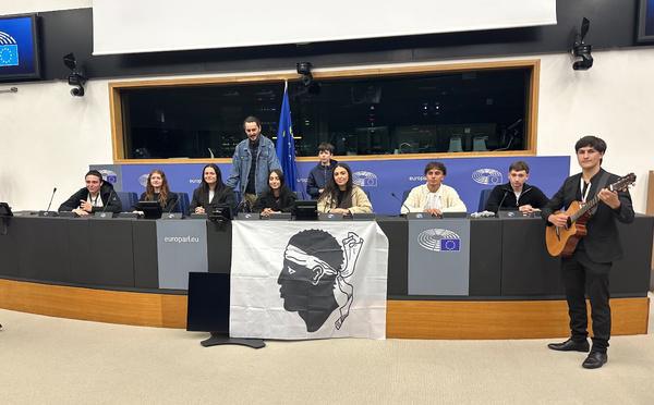De la Corse à Strasbourg, une immersion européenne pour 11 jeunes
