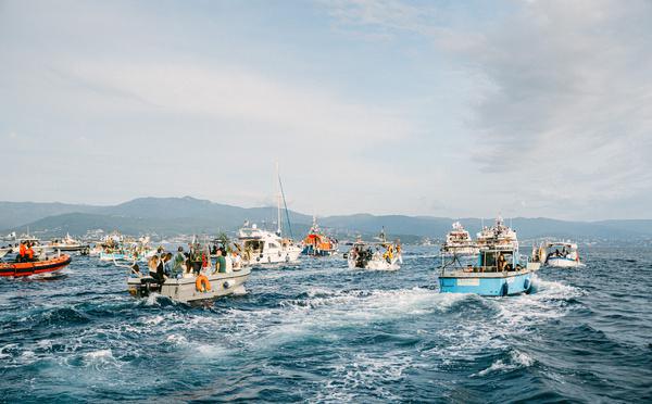 EN IMAGES - Ajaccio honore la mer et ses disparus pour la Saint-Érasme