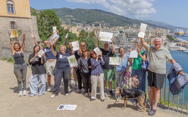 Urban Sketchers Bastia : des croqueurs urbains qui dessinent leur île de trait en trait