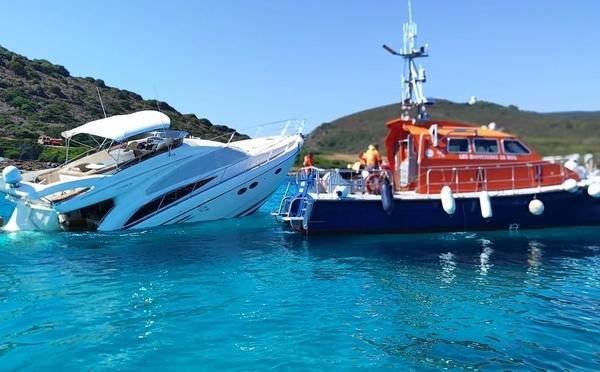 Ajaccio : Une vedette de 17 mètres victime d'une importante voie d'eau au large des Sanguinaires