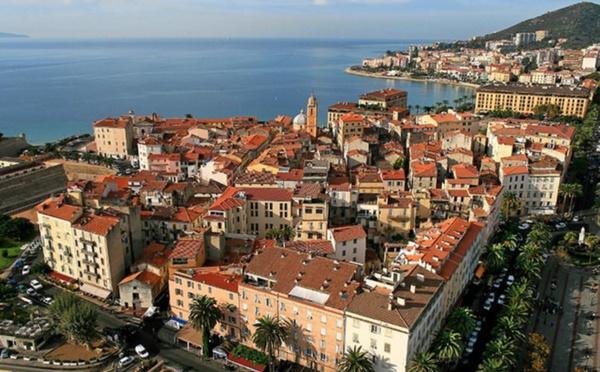 À Ajaccio, les biens communaux ne pourront plus devenir des « Airbnb »