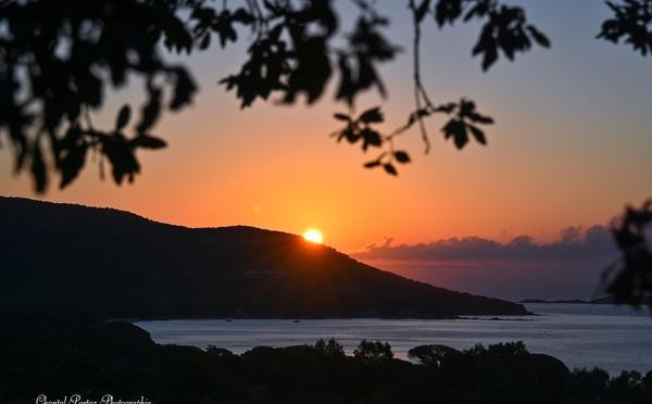 A màghjina - Quandu spunta u soli in Palumbaghja