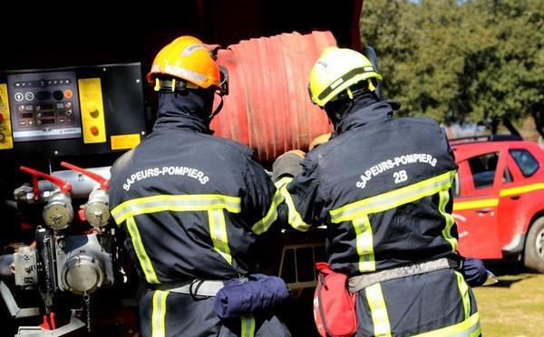 U Petricaghu : une mini-pelle détruite par un incendie