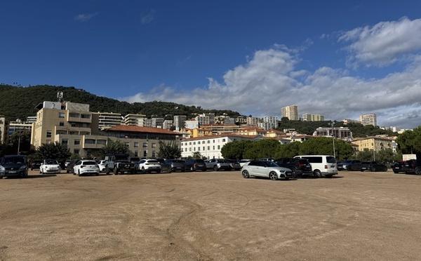 Ajaccio : le parking provisoire de la place Miot fermera le 31 août