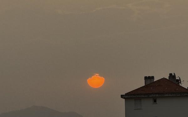 Les poussières désertiques continuent de dégrader la qualité de l’air en Corse ce vendredi
