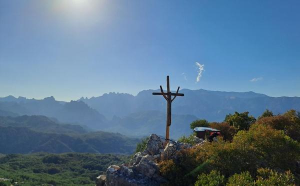 A màghjina - Bavella à l’orizonte